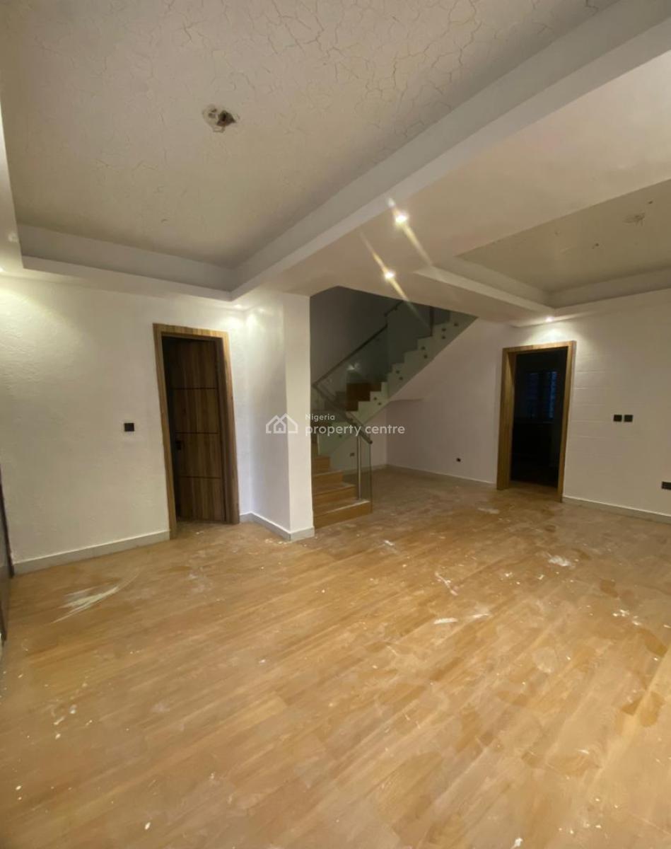 4 Bedroom Terraced Duplex, Off Admiralty Road, Lekki Phase 1, Lekki, Lagos, Terraced Duplex for Rent