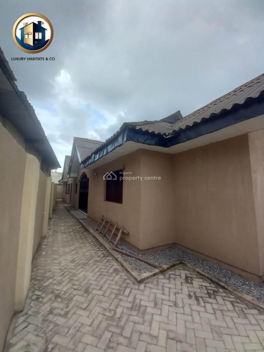 Mini-flat (room and Parlour), Ogombo, Ajah, Lagos, Mini Flat (room and Parlour) for Rent