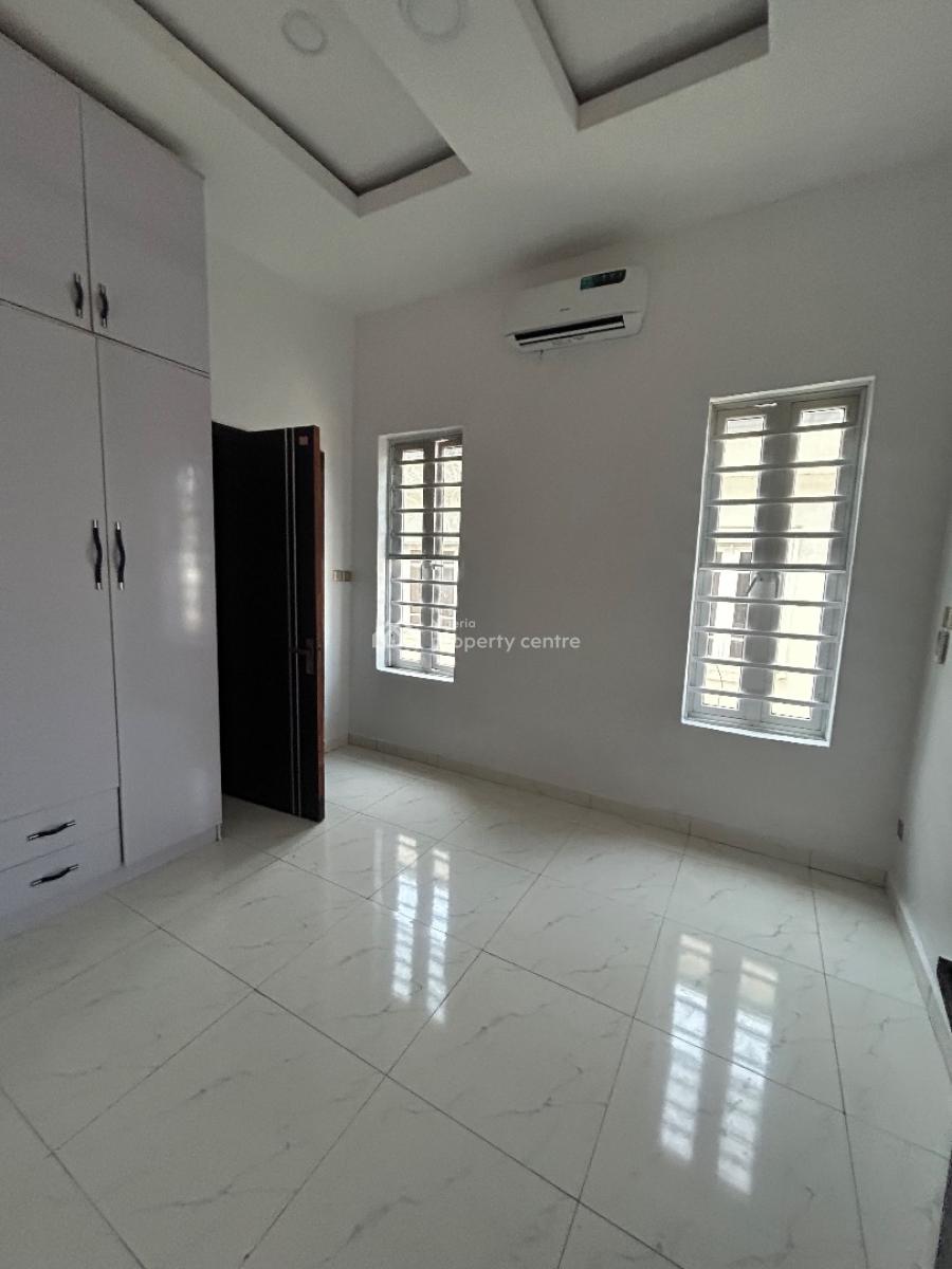 Well Maintained and Spacious 4 Bedroom Semi-detached Duplex with Bq, Chevron Toll Gate, Lekki, Lagos, Semi-detached Duplex for Rent