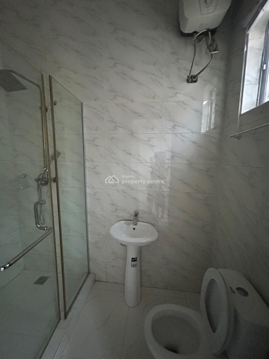 Well Maintained and Spacious 4 Bedroom Semi-detached Duplex with Bq, Chevron Toll Gate, Lekki, Lagos, Semi-detached Duplex for Rent