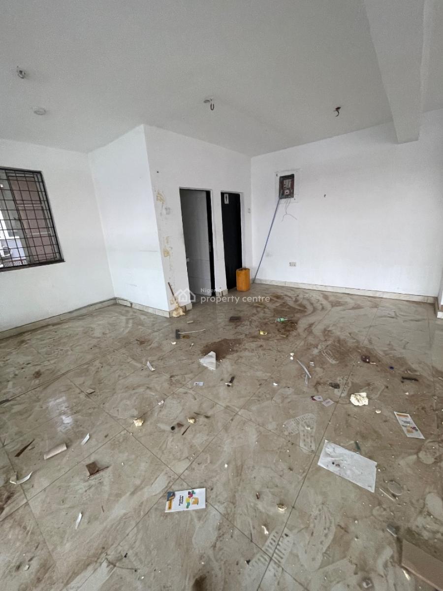 Massive and Strategic 173sqm Shop/office Space, Gwarinpa, Abuja, Plaza / Complex / Mall for Rent