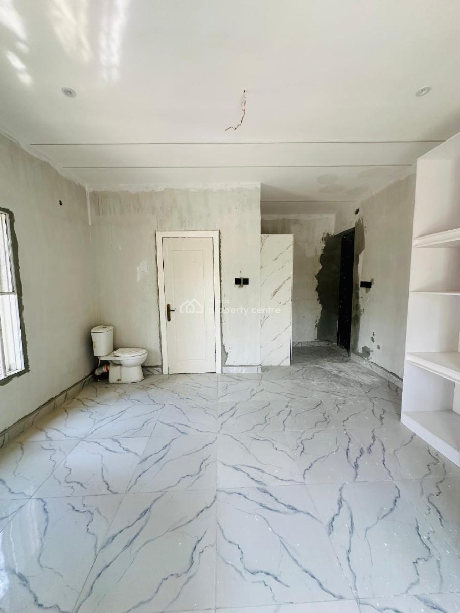1 Bedroom Apartment, New Road, Lekki, Lagos, Mini Flat (room and Parlour) for Sale