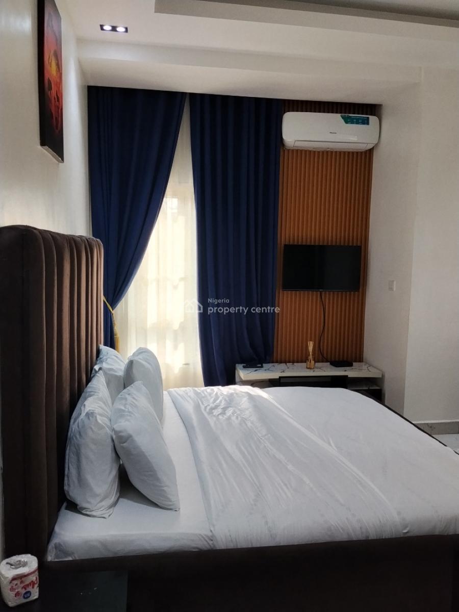 Homely & Well Furnished 3 Bedroom Apartment in a Serene Estate, Ikate, Lekki, Lagos, Flat / Apartment Short Let