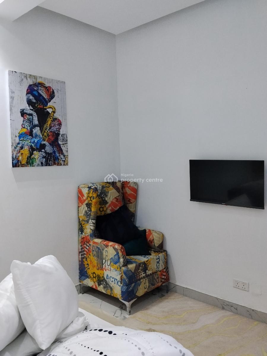 Homely & Well Furnished 3 Bedroom Apartment in a Serene Estate, Ikate, Lekki, Lagos, Flat / Apartment Short Let