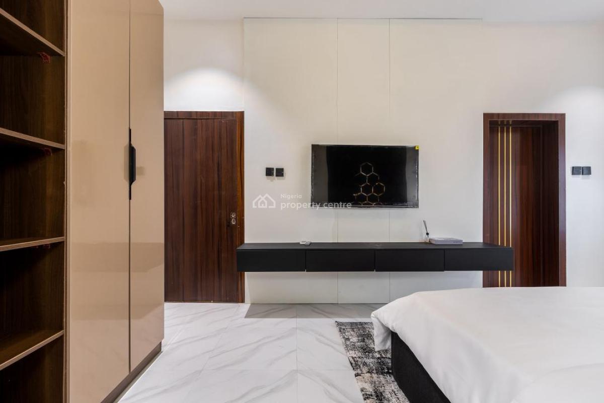 Luxury 3 Bedrom Apartment with Housekeeping and En Suite Rooms, Ps5, Table Tennis, Snooker,amazon , 2 Balconies Space, Lekki Phase 1, Lekki, Lagos, Flat / Apartment Short Let