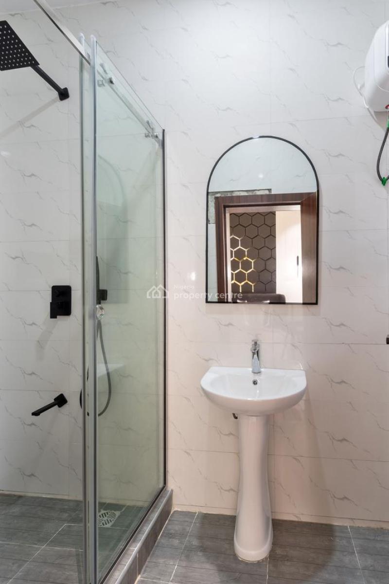 Luxury 3 Bedrom Apartment with Housekeeping and En Suite Rooms, Ps5, Table Tennis, Snooker,amazon , 2 Balconies Space, Lekki Phase 1, Lekki, Lagos, Flat / Apartment Short Let