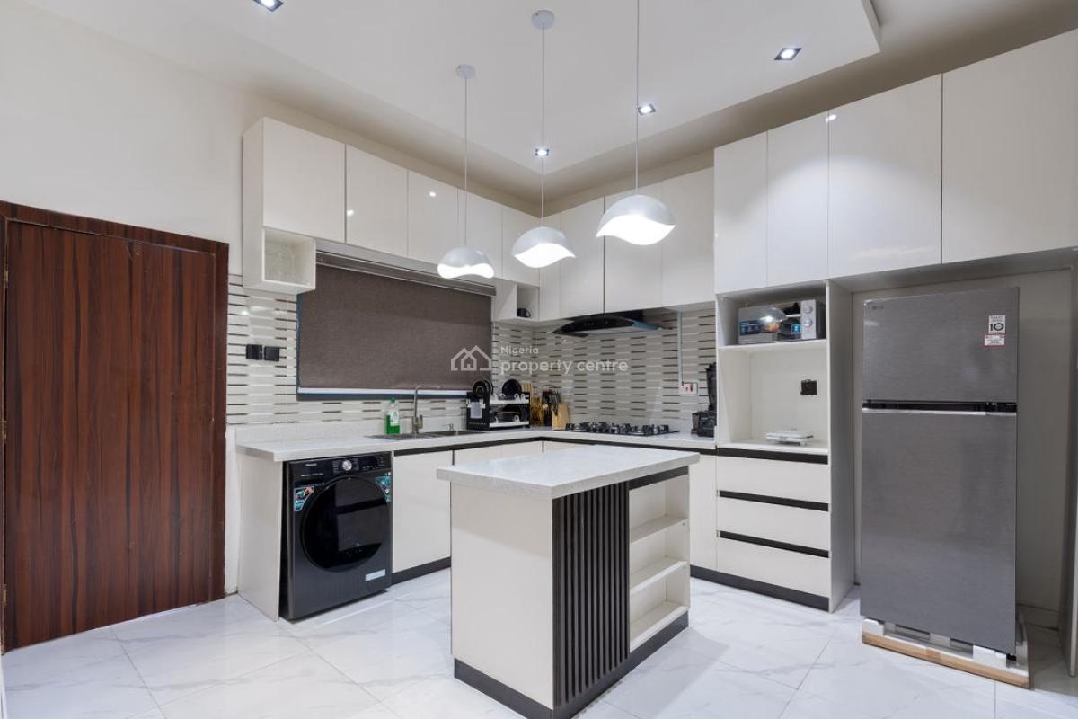 Luxury 3 Bedrom Apartment with Housekeeping and En Suite Rooms, Ps5, Table Tennis, Snooker,amazon , 2 Balconies Space, Lekki Phase 1, Lekki, Lagos, Flat / Apartment Short Let
