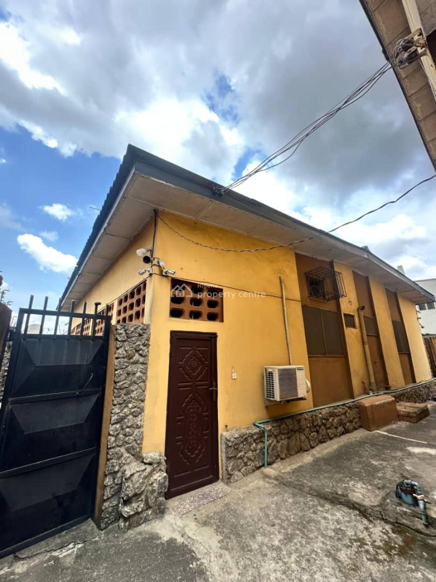 Lovely and Spacious 3 Bedroom, Agidingbi, Ikeja, Lagos, House for Sale