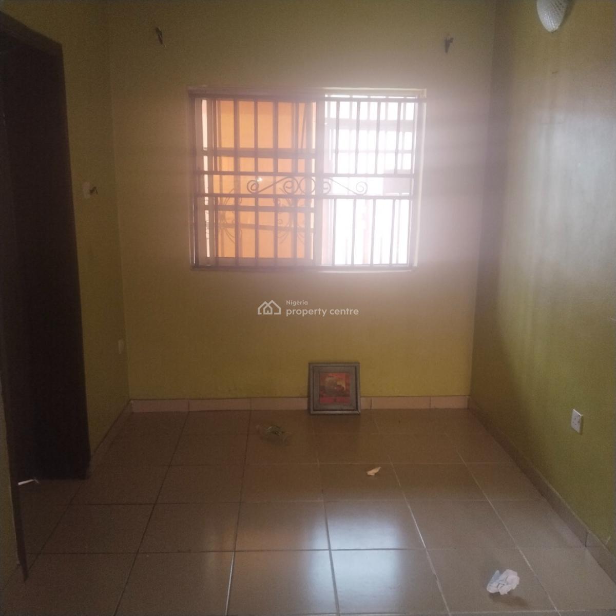 3 Bedroom Flat, Olowora, Magodo, Lagos, Flat / Apartment for Rent