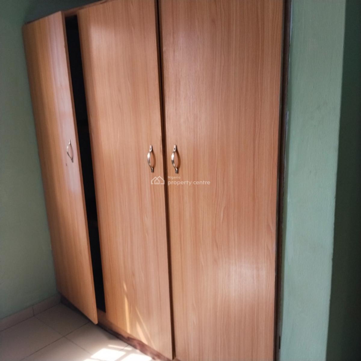 3 Bedroom Flat, Olowora, Magodo, Lagos, Flat / Apartment for Rent