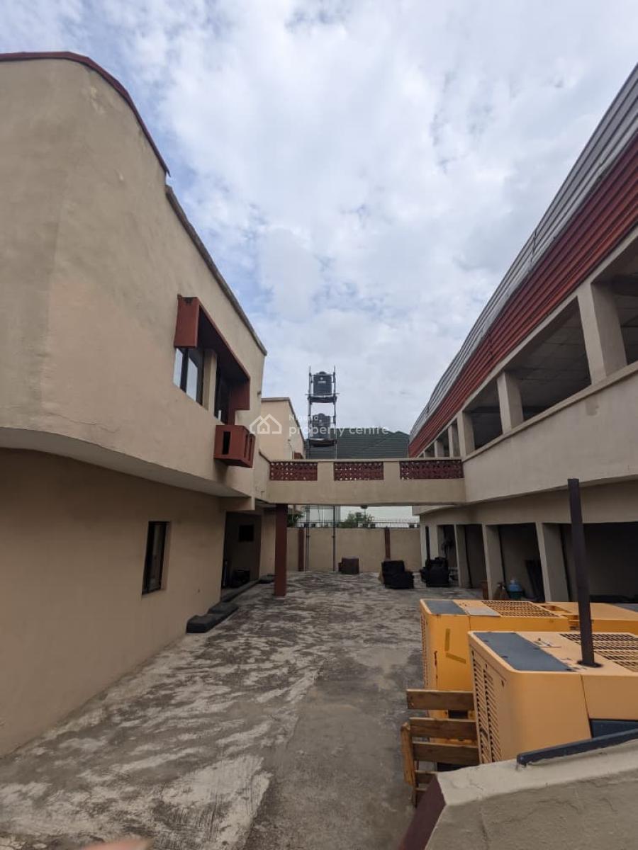 Massive Luxury Mansion, 203rd 2nd Avenue, Festac, Amuwo Odofin, Lagos, House for Sale