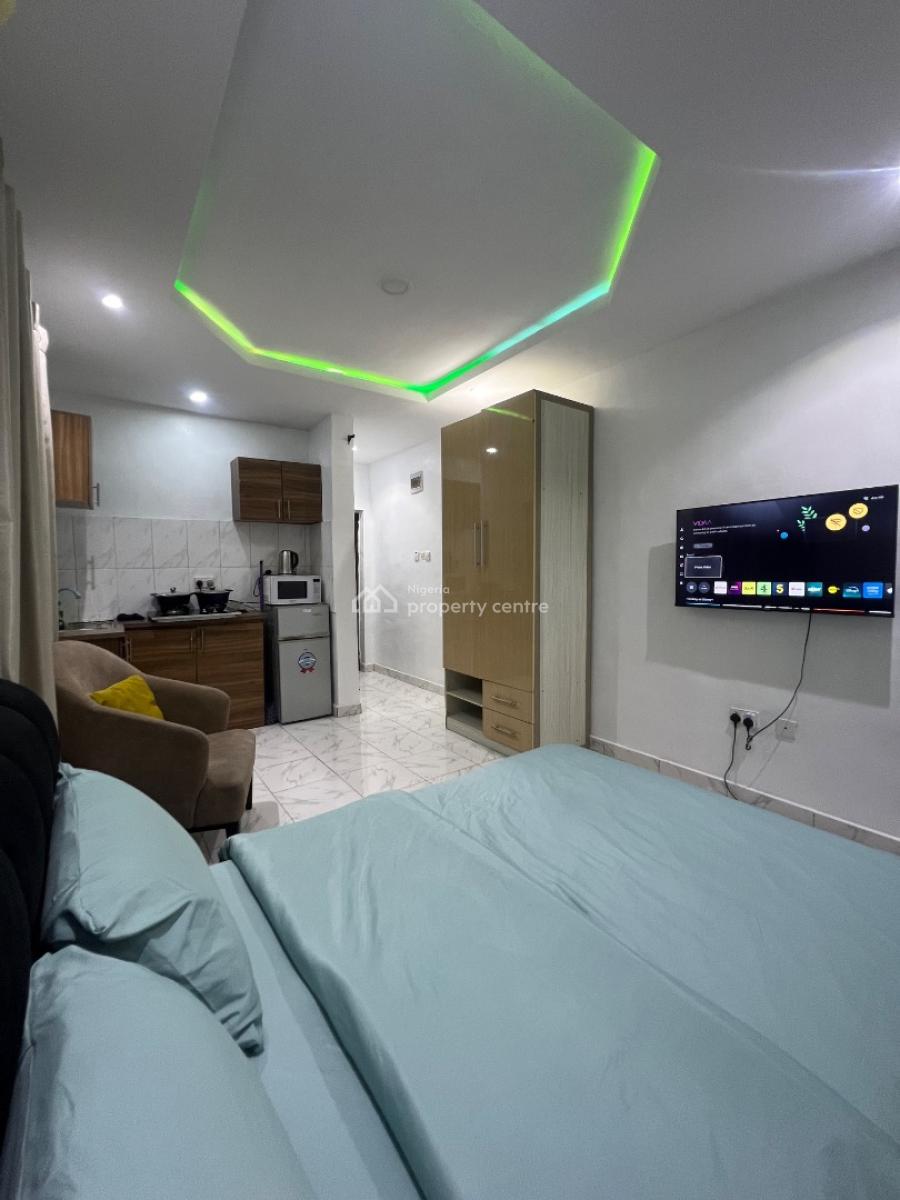 Studio Apartment in a Serene Environment, Jibowu, Yaba, Lagos, Self Contain (single Rooms) for Rent