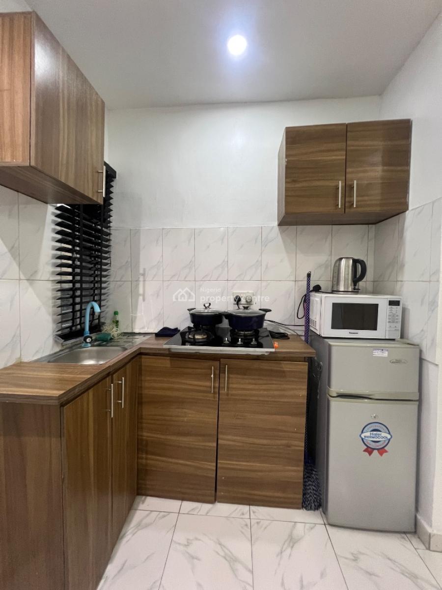 Studio Apartment in a Serene Environment, Jibowu, Yaba, Lagos, Self Contain (single Rooms) for Rent