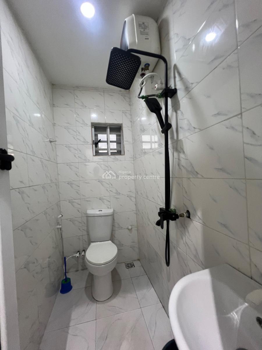 Studio Apartment in a Serene Environment, Jibowu, Yaba, Lagos, Self Contain (single Rooms) for Rent