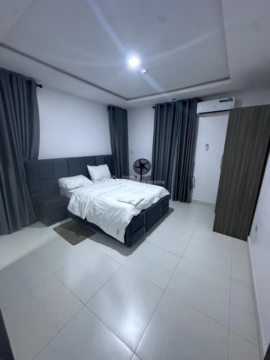 Brand New Fully Serviced 3 Bedroom Flat (unfurnished), Ologolo, Lekki, Lagos, Flat / Apartment for Rent