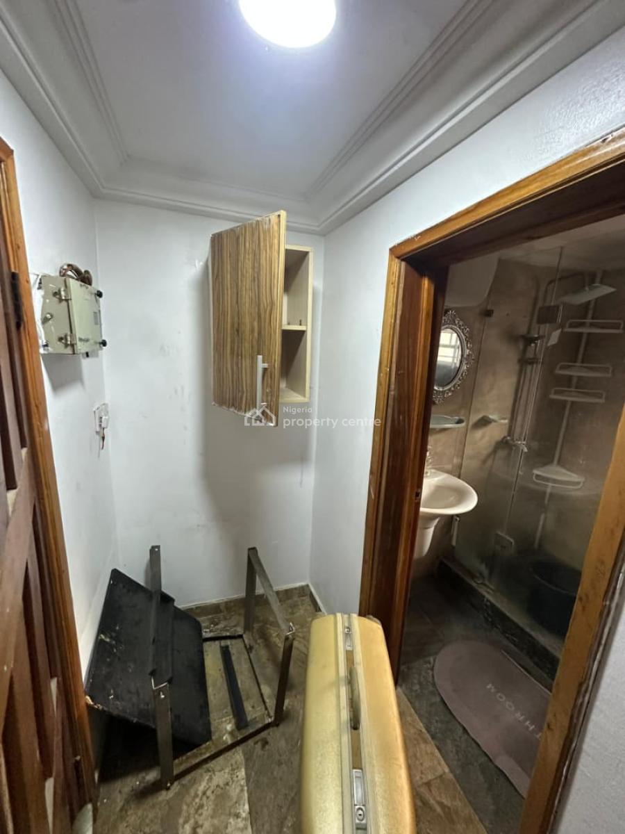 2 Bedroom Self Service Apartment, Ologolo Lekki, Lekki, Lagos, Flat / Apartment for Rent