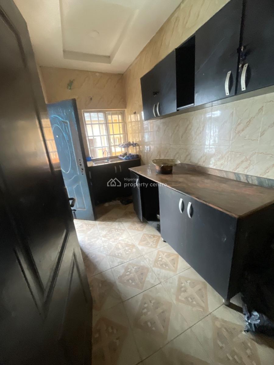 Luxury 2 Bedroom Upstairs 4 in a Beautiful Compound, Ado, Ajah, Lagos, House for Rent