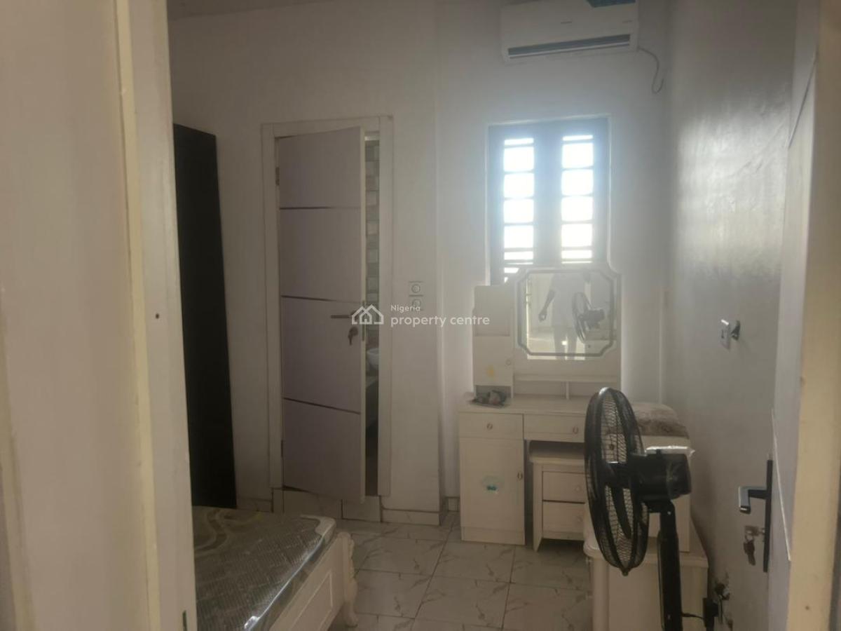 Spacious Mini Flat; Room and Parlor, Chevron, Lekki, Lagos, Flat / Apartment for Rent