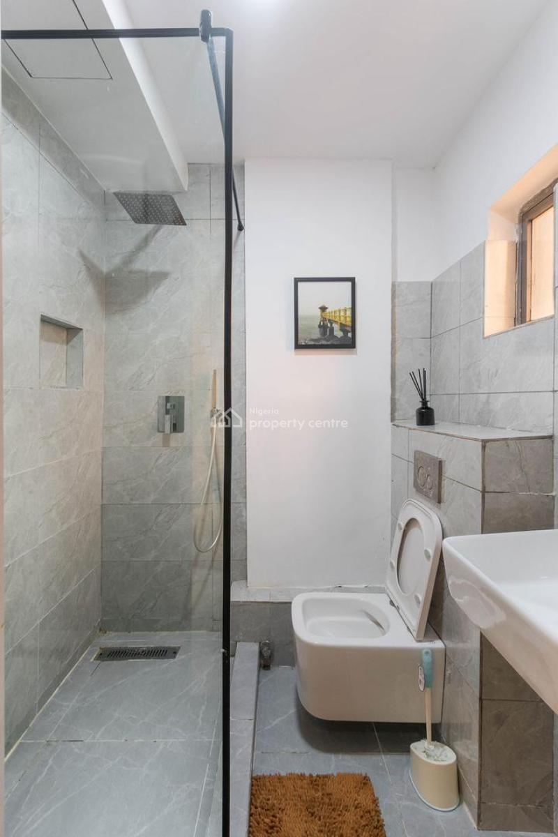 Luxury 2 Bedroom Apartment with Housekeeping and Gymnasium, Elevator, Swimming Pool, Indoor Games,ps5, Lekki Phase 1, Lekki, Lagos, Flat / Apartment Short Let
