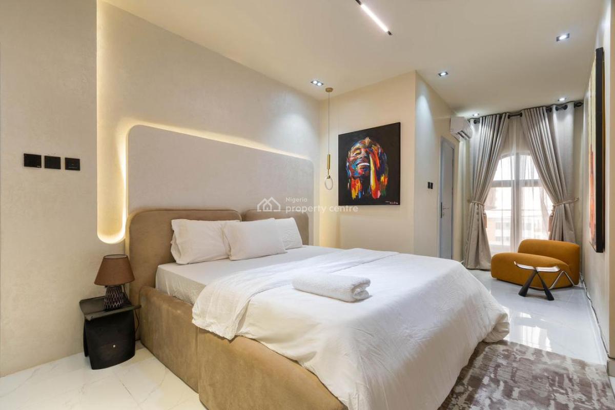 Luxury 2 Bedroom Apartment with Housekeeping and Gymnasium, Elevator, Swimming Pool, Indoor Games,ps5, Lekki Phase 1, Lekki, Lagos, Flat / Apartment Short Let