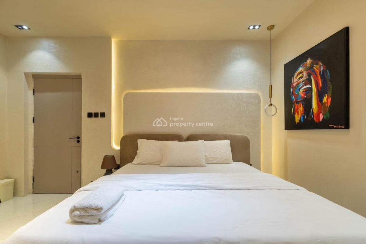 Luxury 2 Bedroom Apartment with Housekeeping and Gymnasium, Elevator, Swimming Pool, Indoor Games,ps5, Lekki Phase 1, Lekki, Lagos, Flat / Apartment Short Let