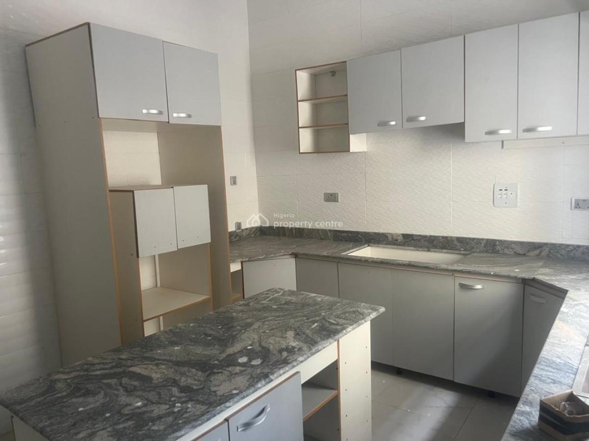 Self Compound 4 Bedroom Semi-detached Duplex with Bq, Chevron, Lekki, Lagos, Semi-detached Duplex for Rent
