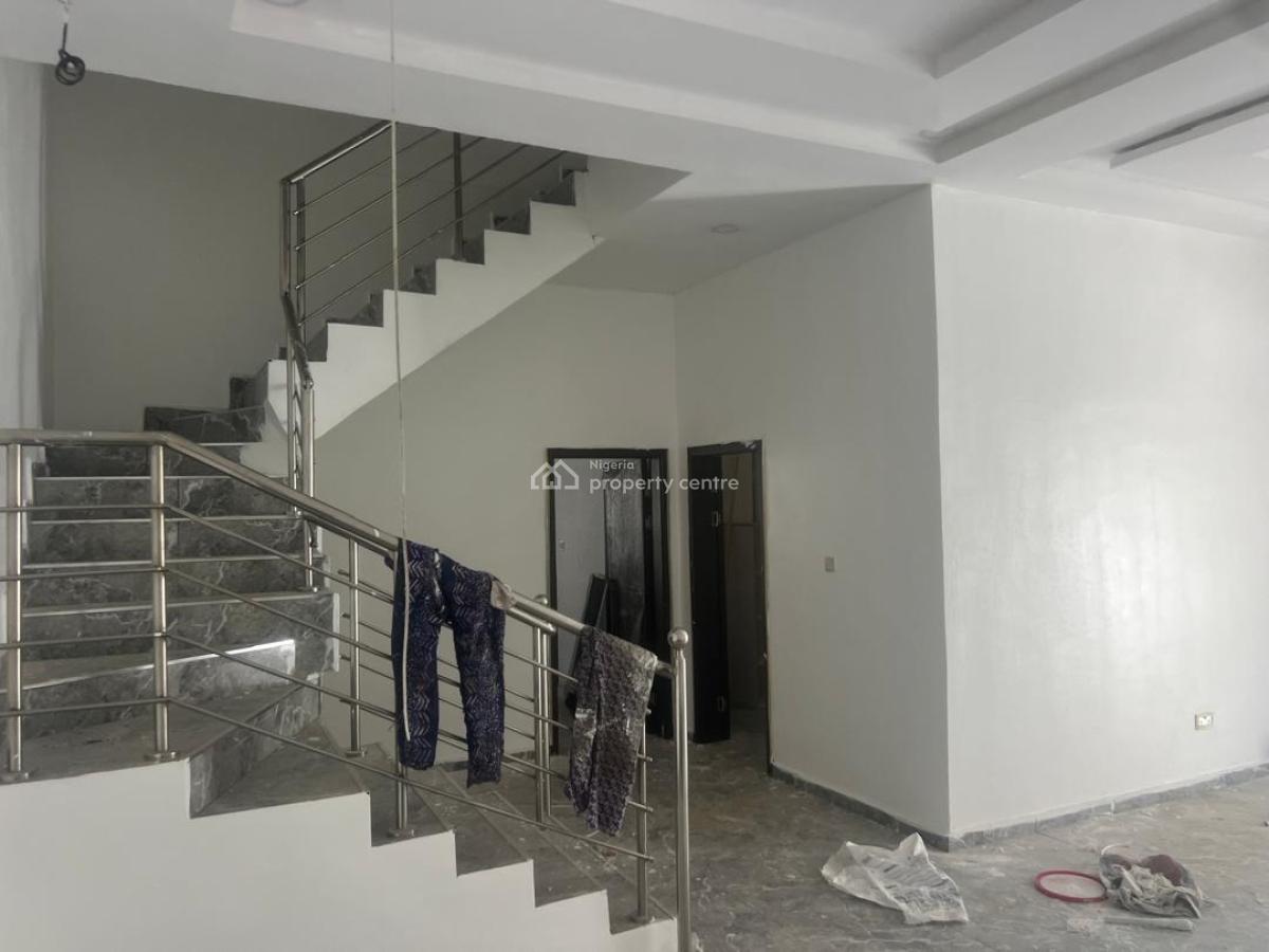 Self Compound 4 Bedroom Semi-detached Duplex with Bq, Chevron, Lekki, Lagos, Semi-detached Duplex for Rent