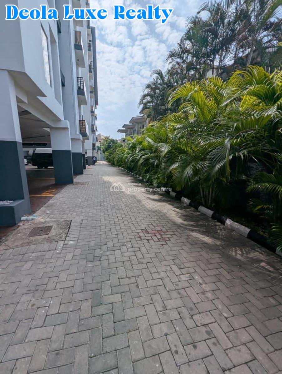 a Contemporary 4 Bedroom Waterfront Apartment with a Stunning View, Banana Island Road., Ikoyi, Lagos, Flat / Apartment for Rent