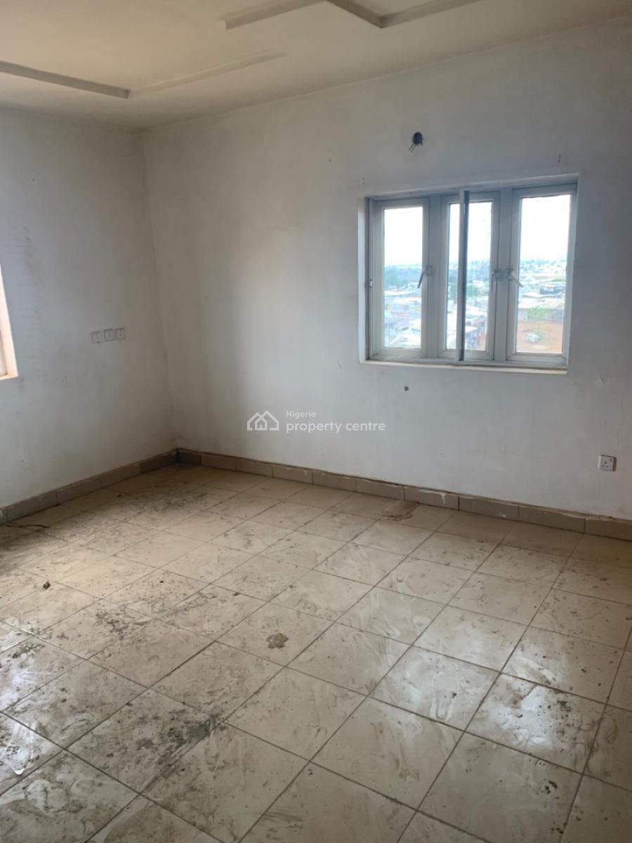 Spacious 2 Bedroom Flat on The Third Floor, Wuye, Abuja, Flat / Apartment for Rent