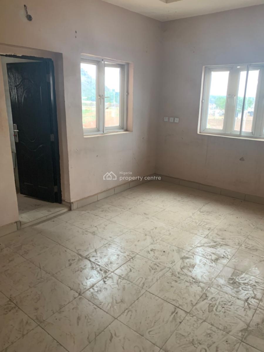 Spacious 2 Bedroom Flat on The Third Floor, Wuye, Abuja, Flat / Apartment for Rent