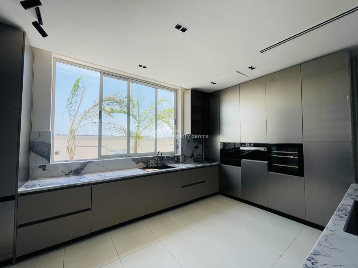 Luxury 2 Bedroom Penthouse Apartment Private Jacuzzi, Off Admiralty Way,lekki Phase 1, Lekki Phase 1, Lekki, Lagos, Flat / Apartment for Sale