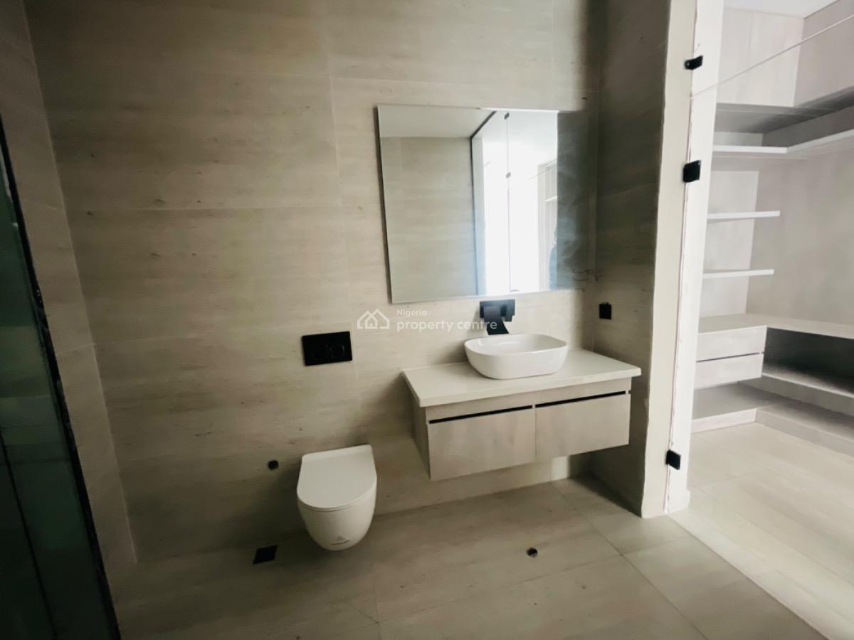 Luxury 2 Bedroom Penthouse Apartment Private Jacuzzi, Off Admiralty Way,lekki Phase 1, Lekki Phase 1, Lekki, Lagos, Flat / Apartment for Sale