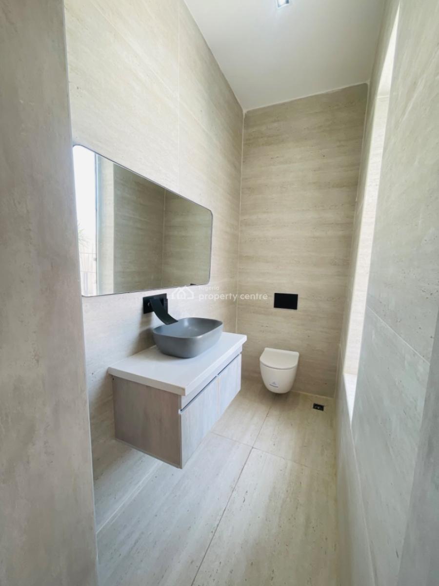 Luxury 2 Bedroom Penthouse Apartment Private Jacuzzi, Off Admiralty Way,lekki Phase 1, Lekki Phase 1, Lekki, Lagos, Flat / Apartment for Sale
