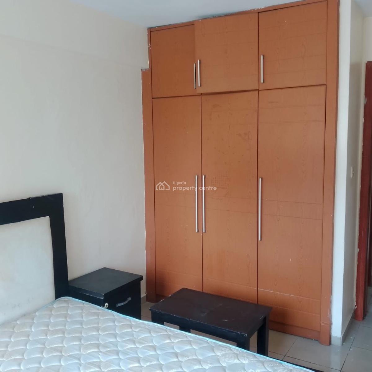 Partially Furnished 4 Bedroom Apartment in a Serviced Estate, 1004 Estate, Victoria Island (vi), Lagos, Flat / Apartment for Rent