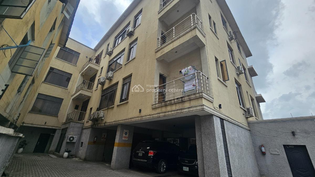 Tastefully Built and Strategically Located 3-bedroom Flat, Molony, Adekunle, Yaba, Lagos, Block of Flats for Sale