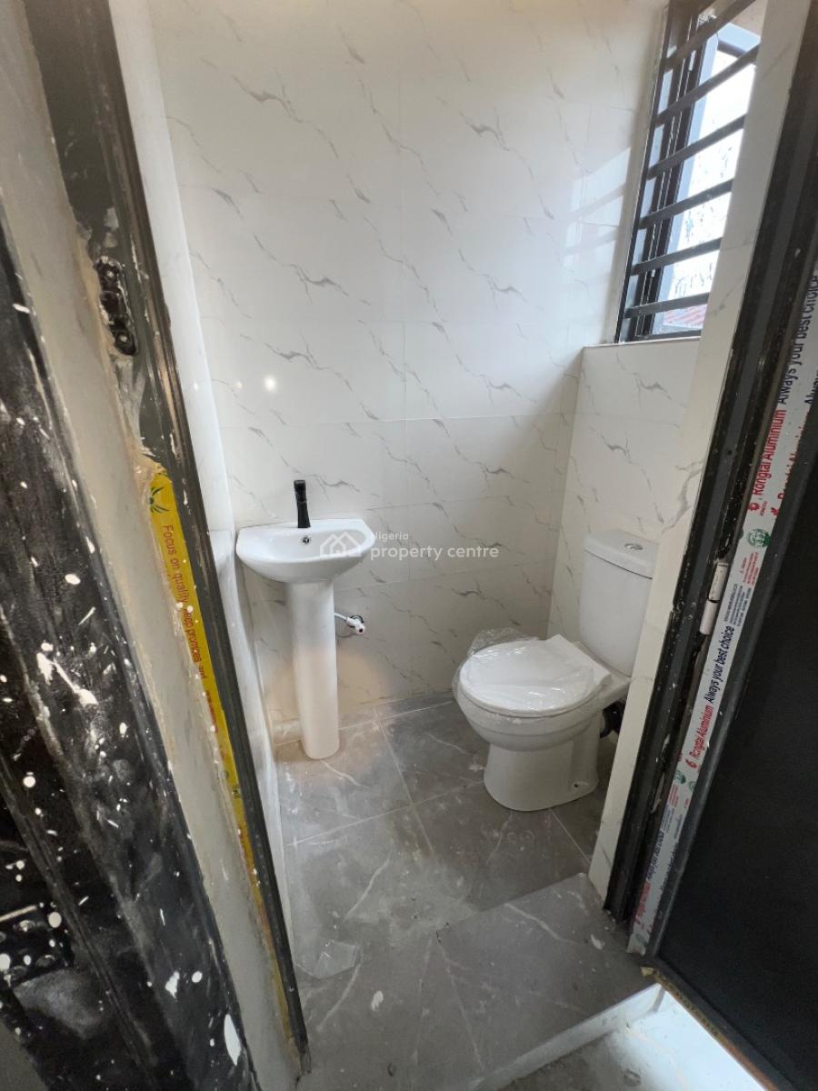 1 Bedroom Flat, Blenco, Sangotedo, Ajah, Lagos, Mini Flat (room and Parlour) for Rent