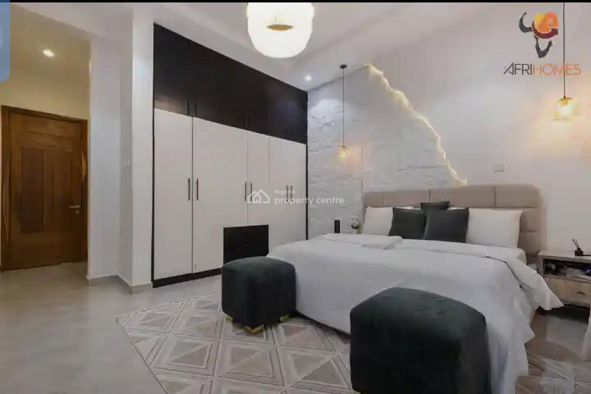 Brand New 2 Bedroom Penthouse with Swimming Pool, Snooker, Gym & Rooft, Right, Lekki Phase 1, Lekki, Lagos, Flat / Apartment Short Let
