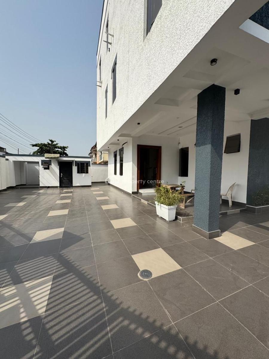 Spacious & Self Compound 4 Bedroom Terrace Duplex with Bq, Lekki Phase 1, Lekki, Lagos, Terraced Duplex for Sale