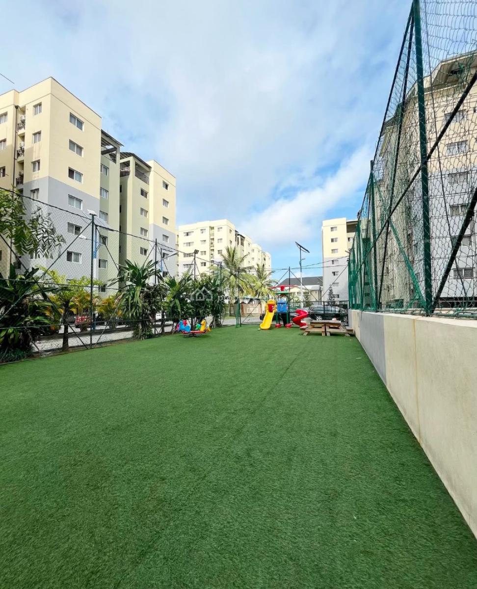 3 Bed  Apartment  Elevator & Swimming Pool & Children Playground + Bq, Lekki Phase 1, Lekki, Lagos, Flat / Apartment for Sale