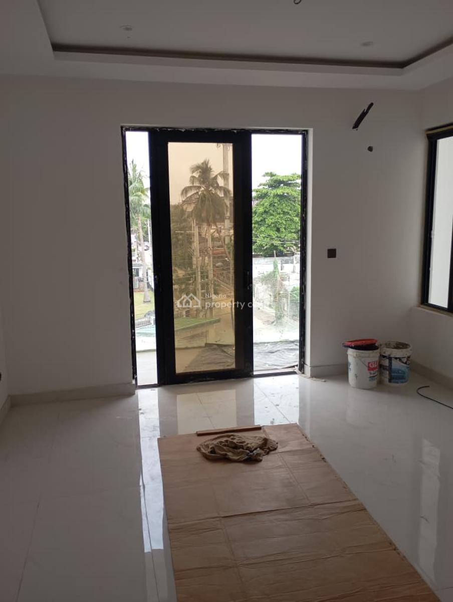 Luxury 4 Bedroom Maisonette with a Room Bq, Macpherson Road Off Queens Drive, Ikoyi, Lagos, House for Sale