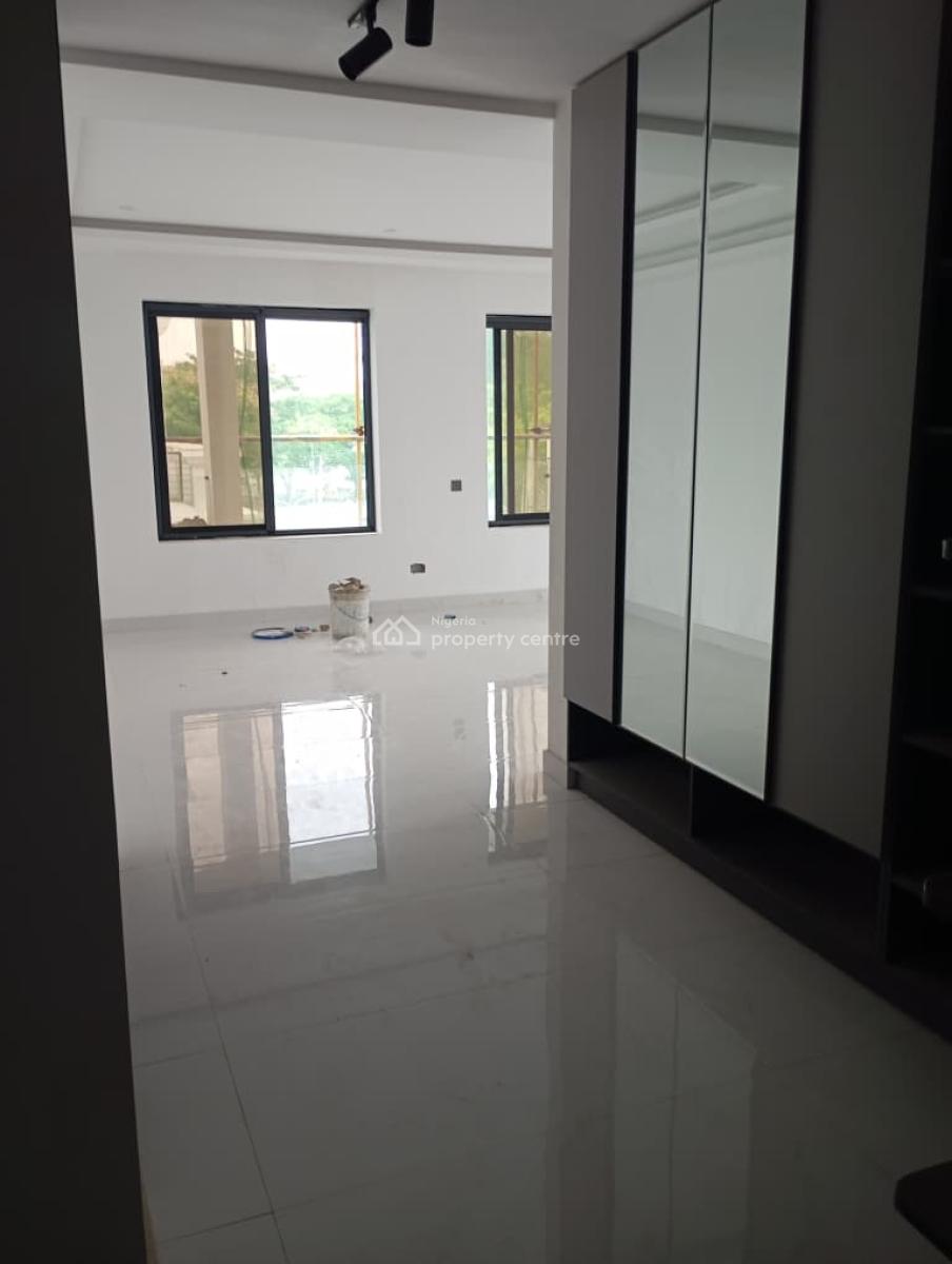 Luxury 4 Bedroom Maisonette with a Room Bq, Macpherson Road Off Queens Drive, Ikoyi, Lagos, House for Sale