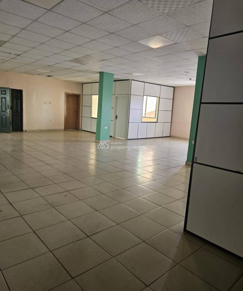 350sqm Open Plan Office Space, Mabushi, Abuja, Plaza / Complex / Mall for Rent