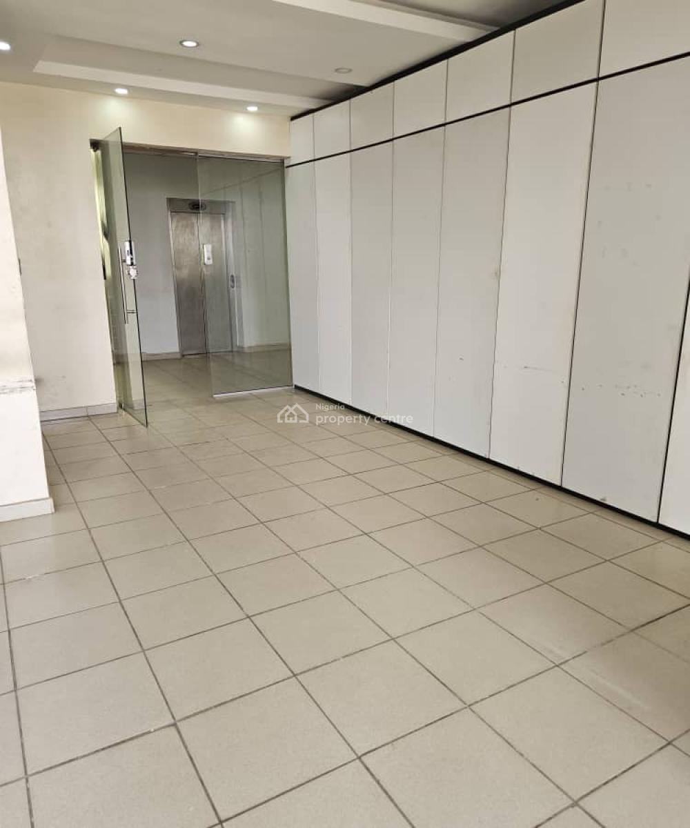 350sqm Open Plan Office Space, Mabushi, Abuja, Plaza / Complex / Mall for Rent