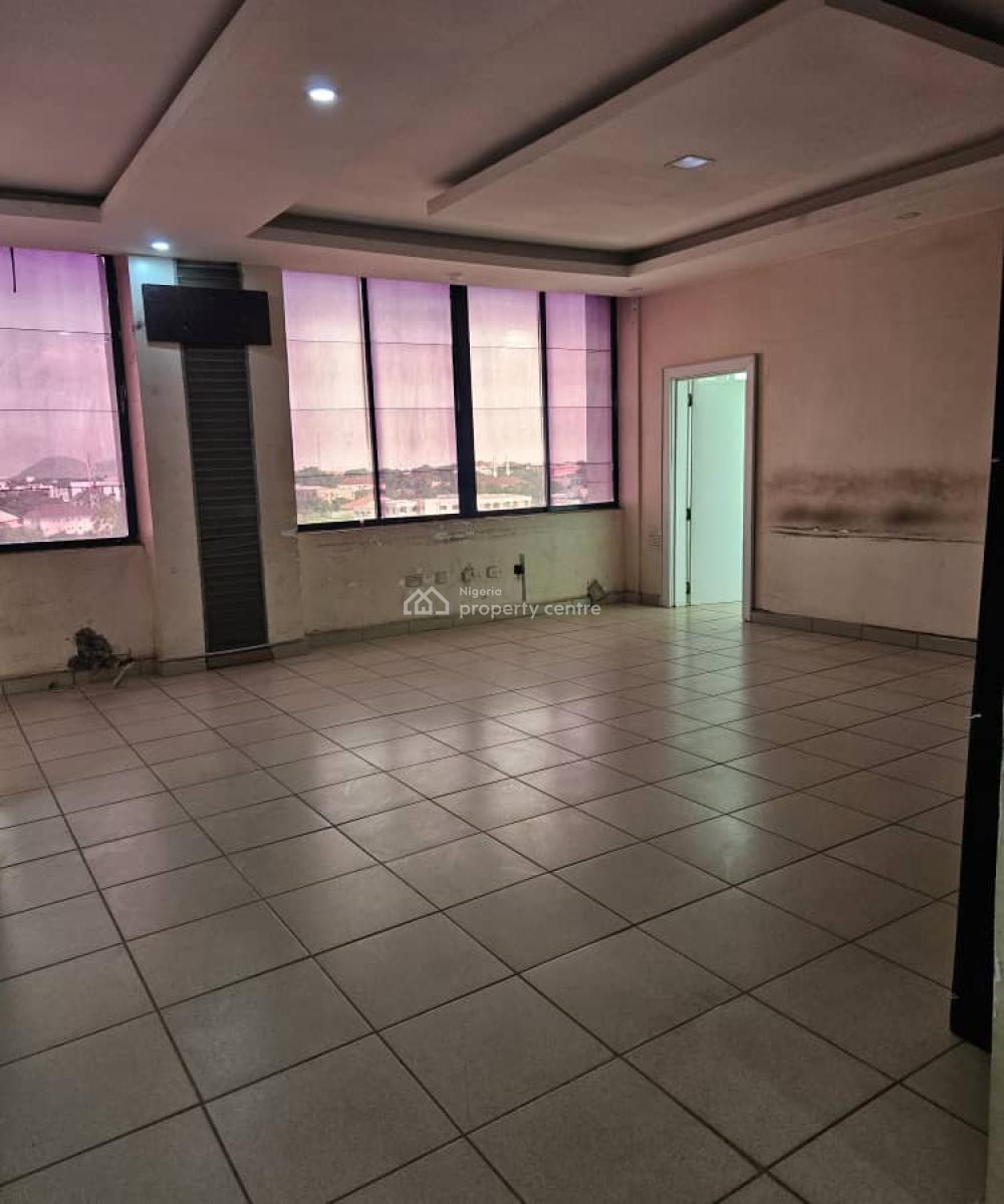 350sqm Open Plan Office Space, Mabushi, Abuja, Plaza / Complex / Mall for Rent