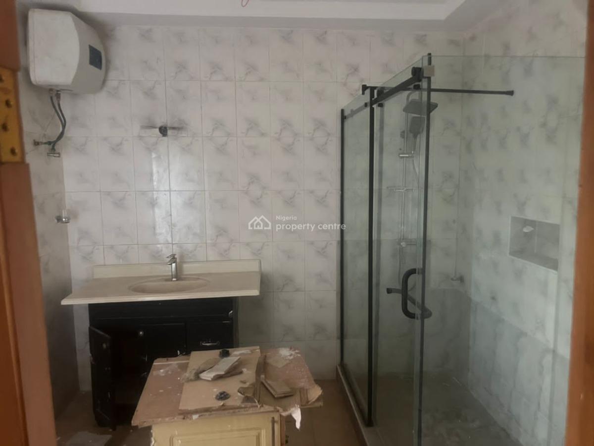 Well Renovated 4 Bedroom Semi-detached Duplex with Bq, Victoria Island (vi), Lagos, Semi-detached Duplex for Rent