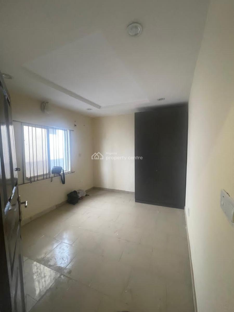Lovely and Spacious 2 Bedroom Flat Apartment, Omole Phase 2, Olowora, Magodo, Lagos, Flat / Apartment for Rent