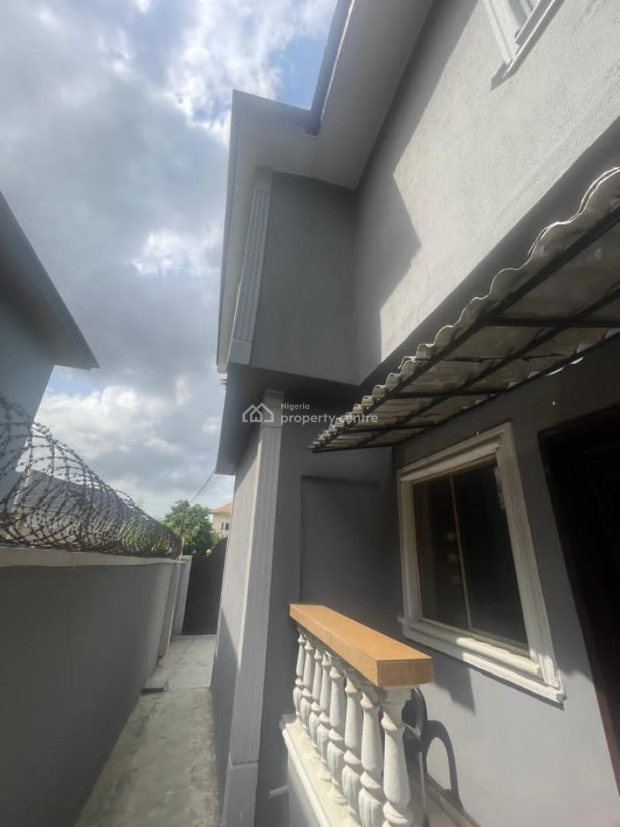 Lovely and Spacious 2 Bedroom Flat Apartment, Omole Phase 2, Olowora, Magodo, Lagos, Flat / Apartment for Rent