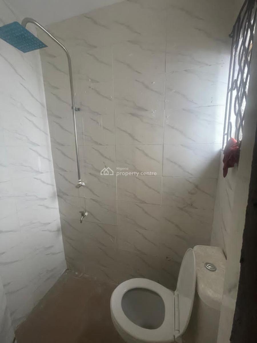 Lovely and Spacious 2 Bedroom Flat Apartment, Omole Phase 2, Olowora, Magodo, Lagos, Flat / Apartment for Rent