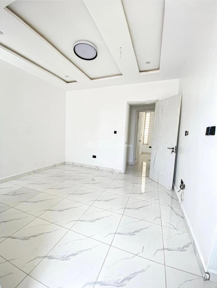 4 Bedroom Semi Detached Duplex (self Compound), Ikota, Lekki, Lagos, Semi-detached Duplex for Rent