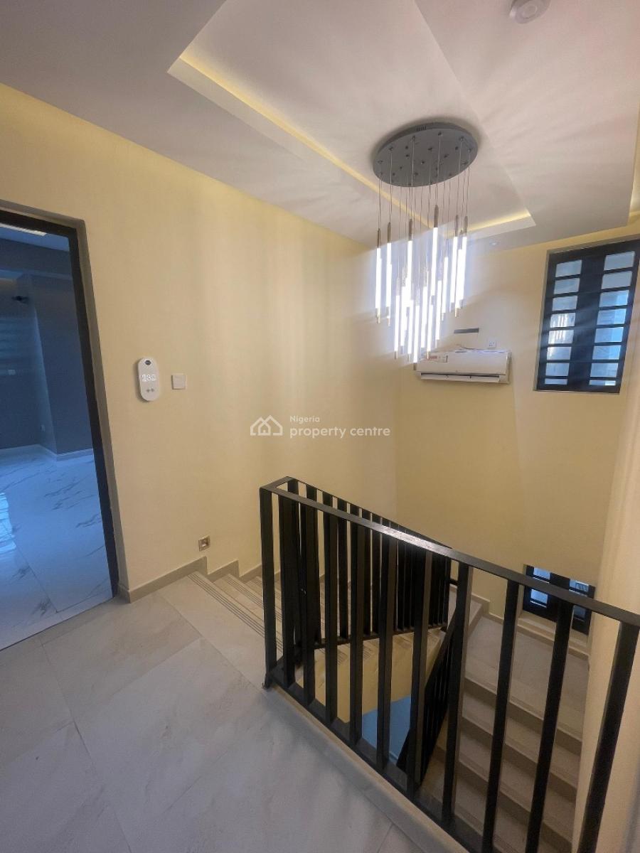 Newly Built Fully Serviced 2 Bedroom Apartment with Fitted Kitchen, Surulere, Lagos, Flat / Apartment for Rent